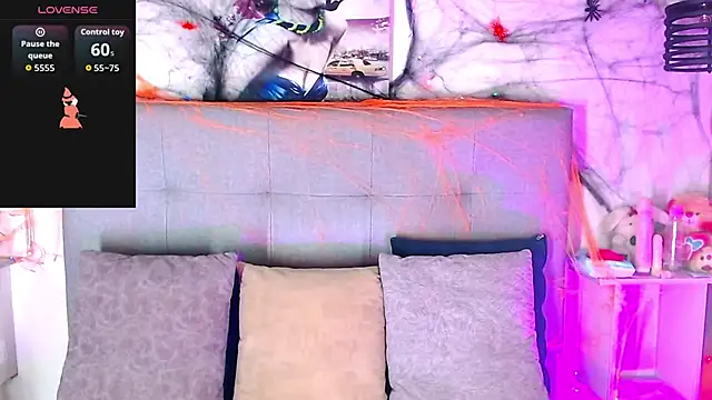 Snapshot of Billie_Turner_ chatting on 10-21-25, 04:24 Billie Turner online show from 10-21-25, 04:24