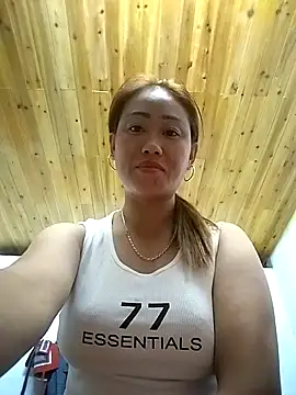 Snapshot of Dung_x chatting on 09-25-25, 09:51 Dung x online show from 09-25-25, 09:51