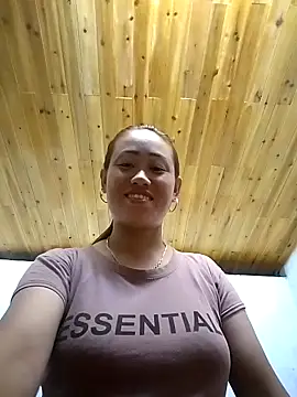 Snapshot of Dung_x chatting on 09-27-25, 10:09 Dung x online show from 09-27-25, 10:09