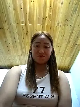 Snapshot of Dung_x chatting on 09-28-25, 01:05 Dung x online show from 09-28-25, 01:05