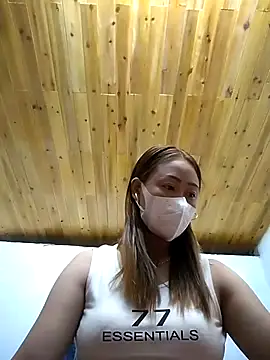 Snapshot of Dung_x chatting on 10-11-25, 10:19 Dung x online show from 10-11-25, 10:19