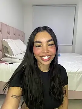 karolaalcendra online show from 04-20-26, 12:13