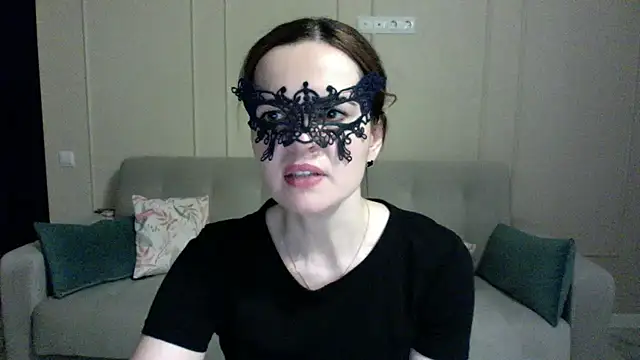 Myrisse online show from 10-23-25, 04:39