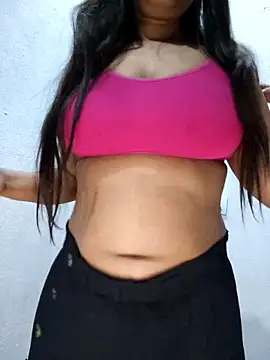 Snapshot of bigcutecouple chatting on 01-15-26, 07:06 bigcutecouple online show from 01-15-26, 07:06