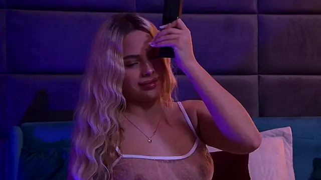 YssabelFox online show from 11-07-25, 03:56