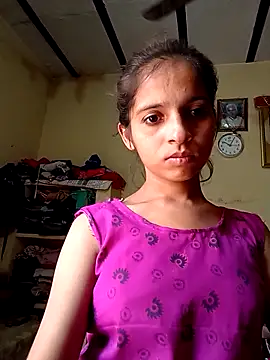 Saloni-Gupta online show from 10-17-25, 04:37