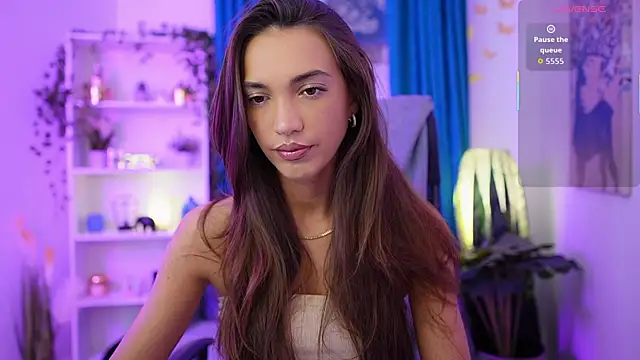 Snapshot of Alexis_Love_ chatting on 11-14-25, 02:38 Alexis Love online show from 11-14-25, 02:38