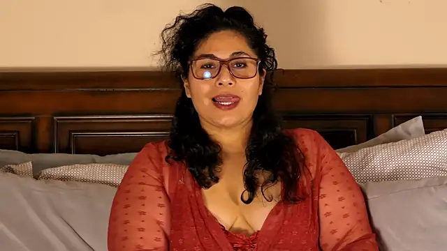 juicyteacher online show from 12-14-25, 01:55