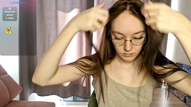 Snapshot of BritniMaddocks chatting on 09-14-25, 08:24 BritniMaddocks online show from 09-14-25, 08:24