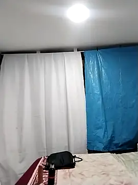 LaraCaliente online show from 10-24-25, 12:30