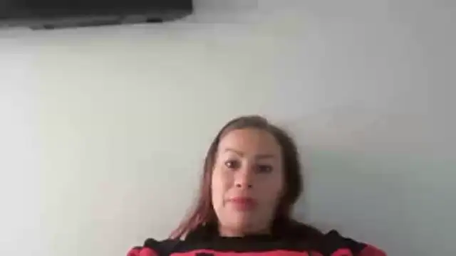 LaraCaliente online show from 04-15-26, 09:37