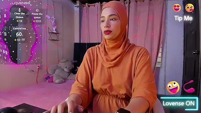 ShanaJamil online show from 01-07-26, 12:18