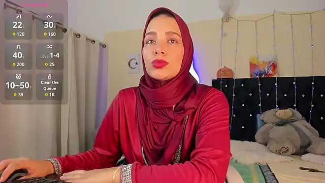 ShanaJamil online show from 04-13-26, 12:10