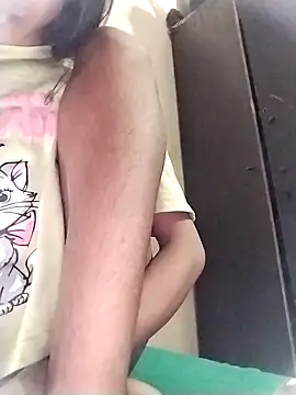 Snapshot of Rapunzal chatting on 10-31-25, 07:26 Rapunzal online show from 10-31-25, 07:26