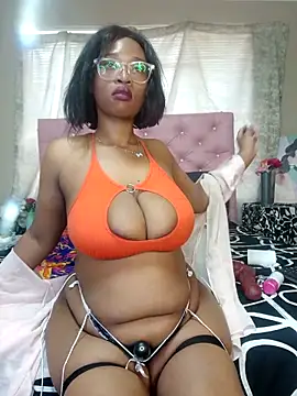 Snapshot of YummyChocTits chatting on 10-09-25, 09:51 YummyChocTits online show from 10-09-25, 09:51