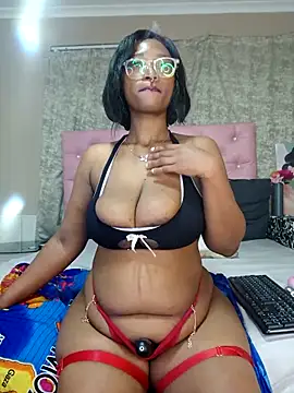 Snapshot of YummyChocTits chatting on 10-10-25, 09:58 YummyChocTits online show from 10-10-25, 09:58