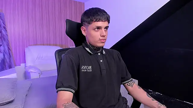 Declan-Fox online show from 09-24-25, 03:32