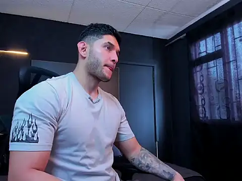 RichardMilleer online show from 10-08-25, 02:04