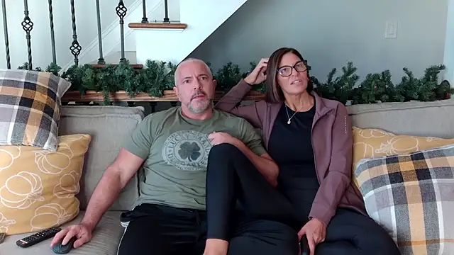 Snapshot of 3totangox chatting on 11-24-25, 01:22 3totangox online show from 11-24-25, 01:22