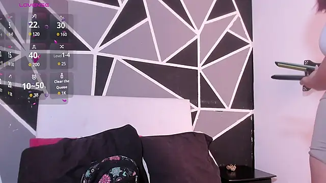 Victoriaa Zans online show from 10-12-25, 06:34