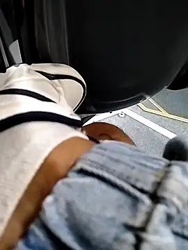 Snapshot of lolo699 chatting on 11-07-25, 10:32 lolo699 online show from 11-07-25, 10:32