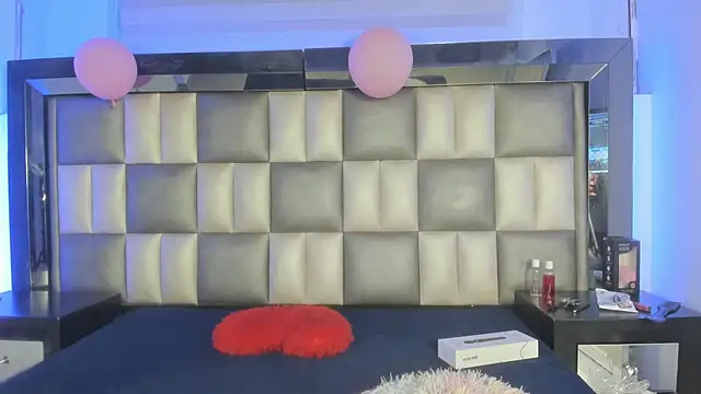 abbiecollins js online show from 11-27-25, 03:19