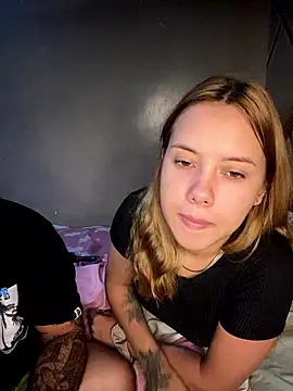 coupleyys online show from 01-11-26, 03:06