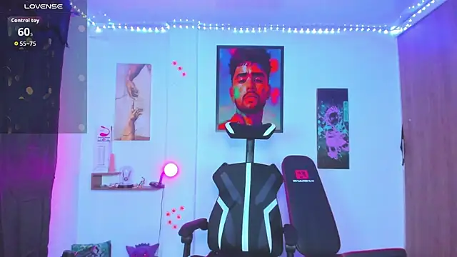 Snapshot of JordanRossie chatting on 10-20-25, 11:16 JordanRossie online show from 10-20-25, 11:16