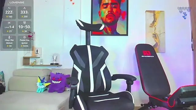 Snapshot of JordanRossie chatting on 11-25-25, 01:16 JordanRossie online show from 11-25-25, 01:16