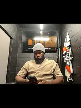 Snapshot of nymphoandthebeast69 chatting on 01-11-26, 02:11 nymphoandthebeast69 online show from 01-11-26, 02:11