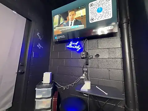 Snapshot of nymphoandthebeast69 chatting on 02-21-26, 05:25 nymphoandthebeast69 online show from 02-21-26, 05:25