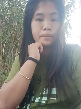 Snapshot of Luyen004 chatting on 01-15-26, 11:52 Luyen004 online show from 01-15-26, 11:52