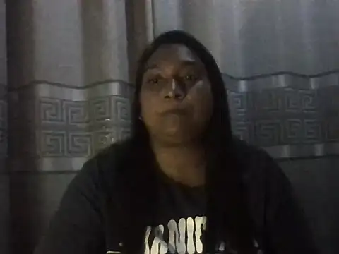 Snapshot of Indianqueen786 chatting on 09-26-25, 07:51 Indianqueen786 online show from 09-26-25, 07:51