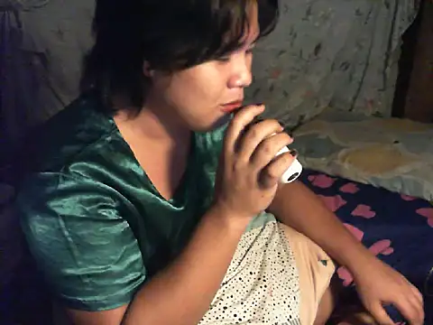 Snapshot of Huntrix2025 chatting on 10-26-25, 09:15 Huntrix2025 online show from 10-26-25, 09:15