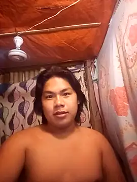 Snapshot of Huntrix2025 chatting on 11-22-25, 03:33 Huntrix2025 online show from 11-22-25, 03:33