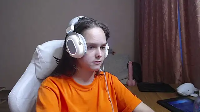 SharybbFace online show from 10-01-25, 03:07