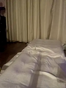 Snapshot of Mia_Winters chatting on 11-28-25, 05:26 Mia Winters online show from 11-28-25, 05:26