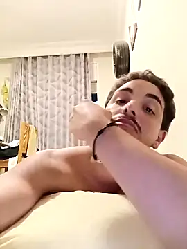 Snapshot of Bonk_o chatting on 09-18-25, 06:43 Bonk o online show from 09-18-25, 06:43