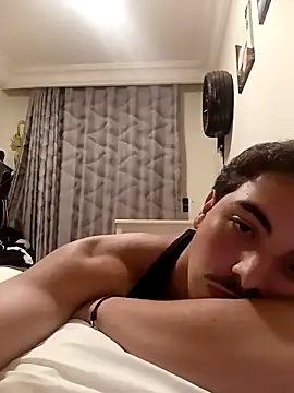 Snapshot of Bonk_o chatting on 10-06-25, 06:49 Bonk o online show from 10-06-25, 06:49