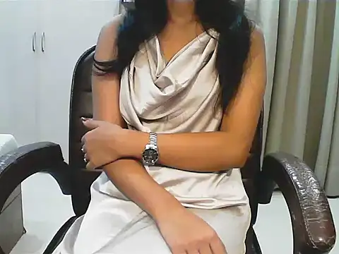 short girl  online show from 11-20-25, 05:01