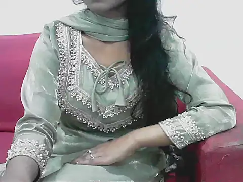 short girl  online show from 02-02-26, 08:07