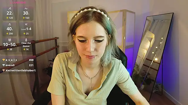 Snapshot of MorgyAsuna_ chatting on 10-01-25, 01:44 MorgyAsuna online show from 10-01-25, 01:44