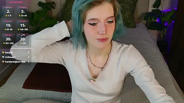 Snapshot of MorgyAsuna_ chatting on 10-10-25, 08:41 MorgyAsuna online show from 10-10-25, 08:41