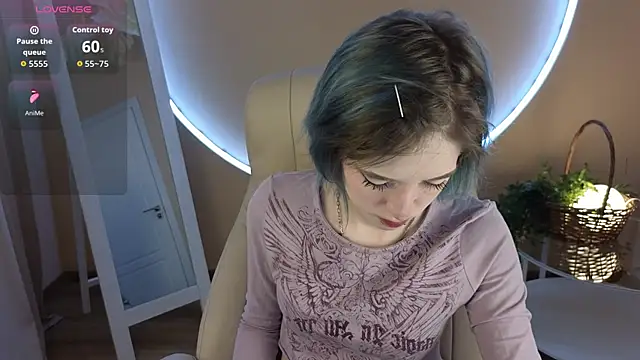 Snapshot of MorgyAsuna_ chatting on 10-14-25, 01:34 MorgyAsuna online show from 10-14-25, 01:34