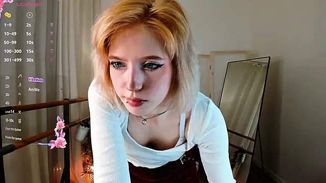 Snapshot of MorgyAsuna_ chatting on 11-29-25, 01:36 MorgyAsuna online show from 11-29-25, 01:36