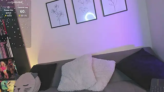 Snapshot of dreamdanna chatting on 02-27-26, 02:50 dreamdanna online show from 02-27-26, 02:50