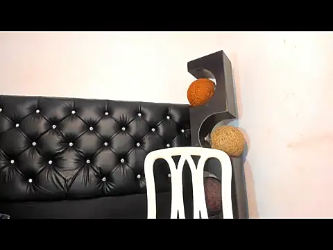 valeriapinkxx online show from 04-08-26, 01:22