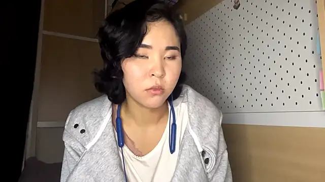 JennyCarpenter online show from 03-08-26, 02:04