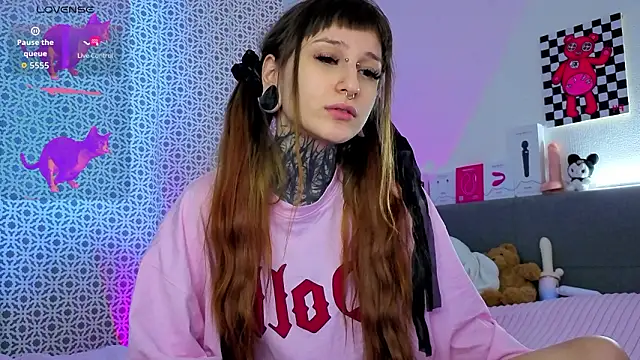 LilithPoison online show from 02-14-26, 06:21