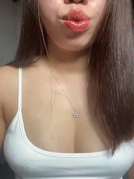 Rose-babyx online show from 04-21-26, 02:15